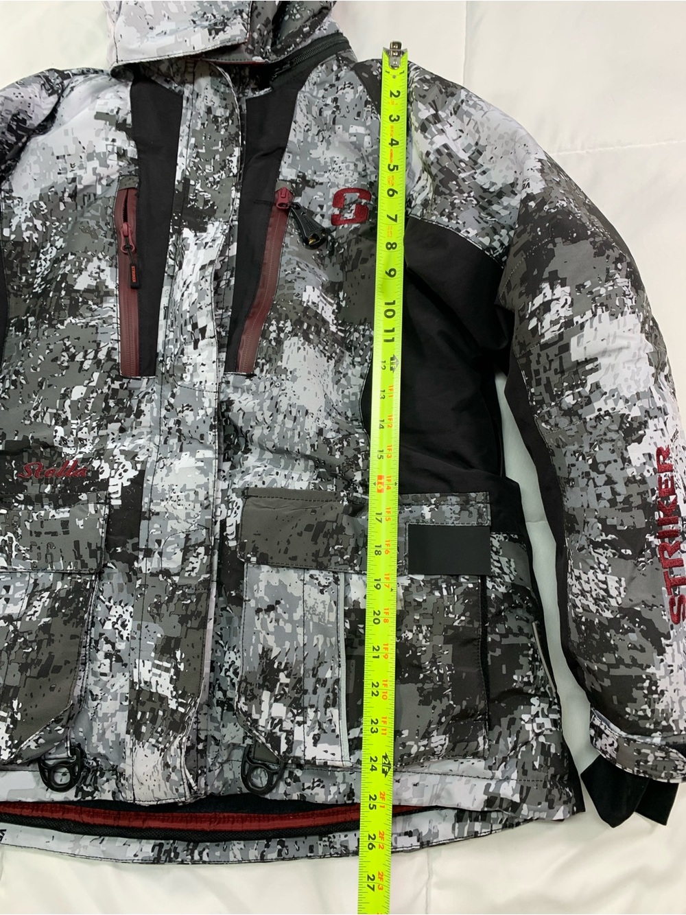 Pre loved STRIKER winter jacket size M - Picture 3 of 6